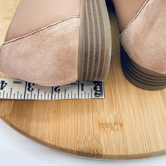 COPY - Clarks Womens Shoes 7 Beige Suede Slip On Comfort Ballet Flats Loafers B… - Picture 9 of 11